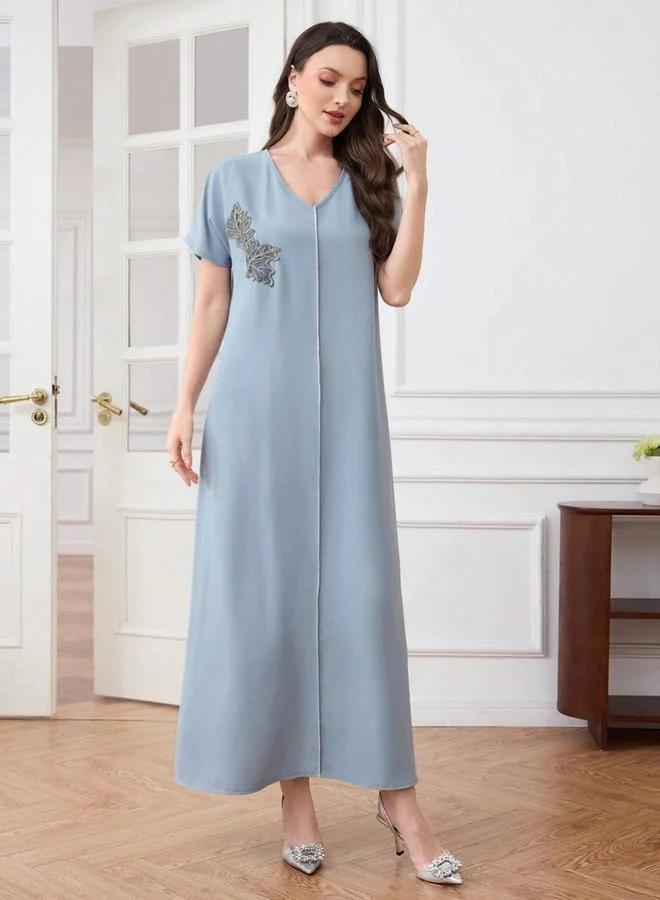 تايك تو فستان طويل بتفاصيل رقعة أوراق شجر